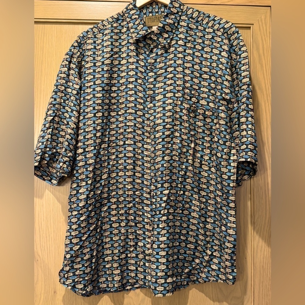 Vintage Utopia 80's/90's Silk Oversized Button Down Men's Shirt / large